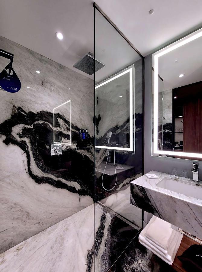 Radisson Blu Aurum Hotel, براشوف المظهر الخارجي الصورة Bathroom