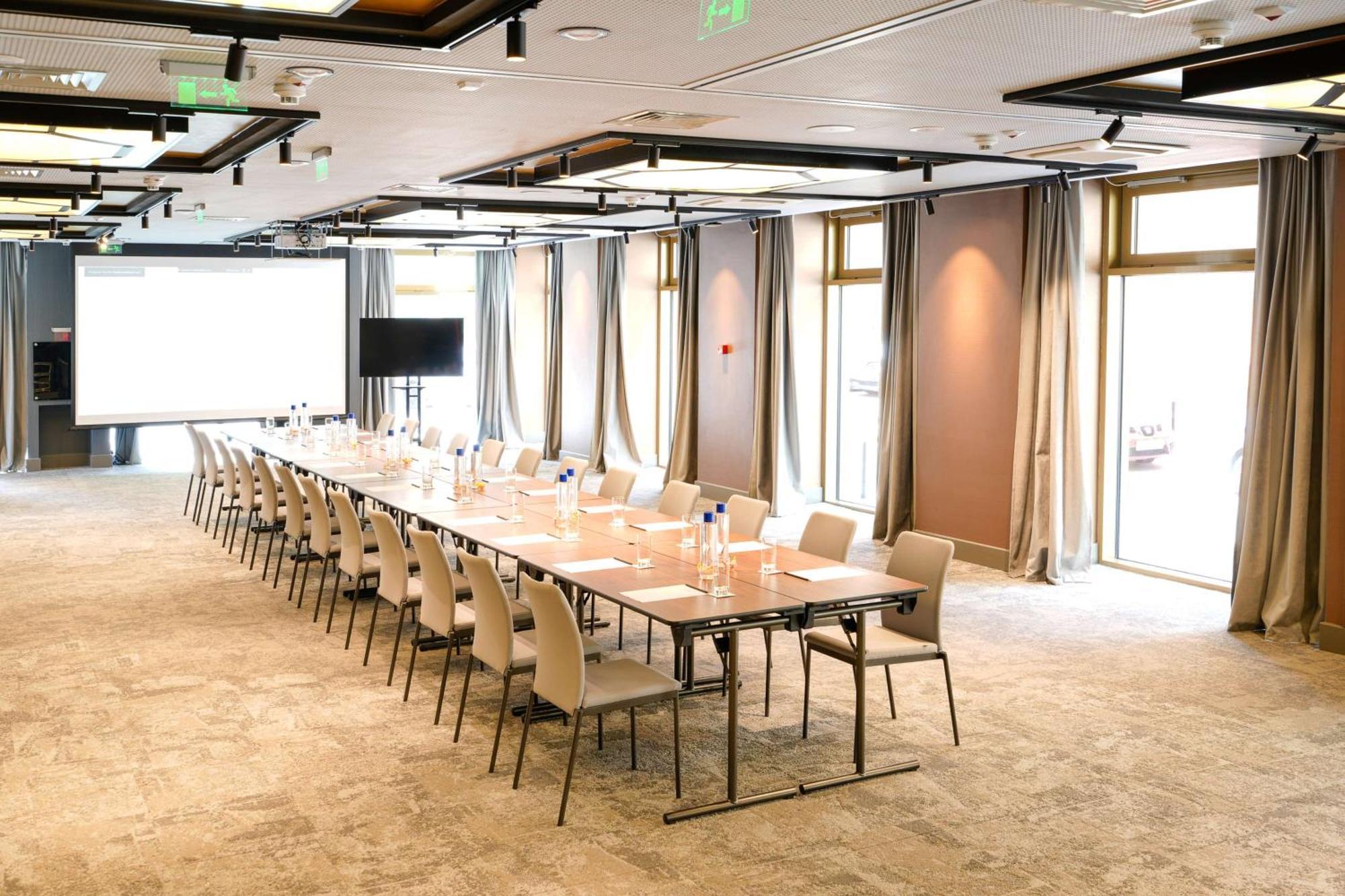 Radisson Blu Aurum Hotel, براشوف المظهر الخارجي الصورة Meeting room